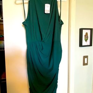 Le chateau size medium dress